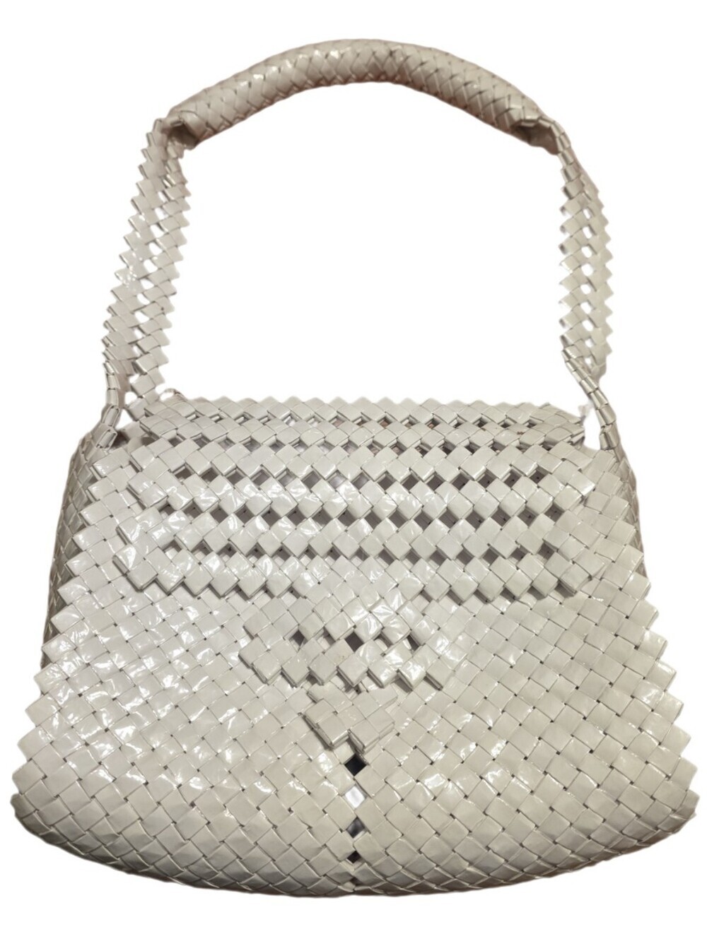 Woven Shoulder Bag in Cream - Classic Handheld Style